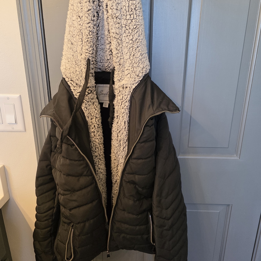 Snobbish Girls Small. Double Lining Zip Up.